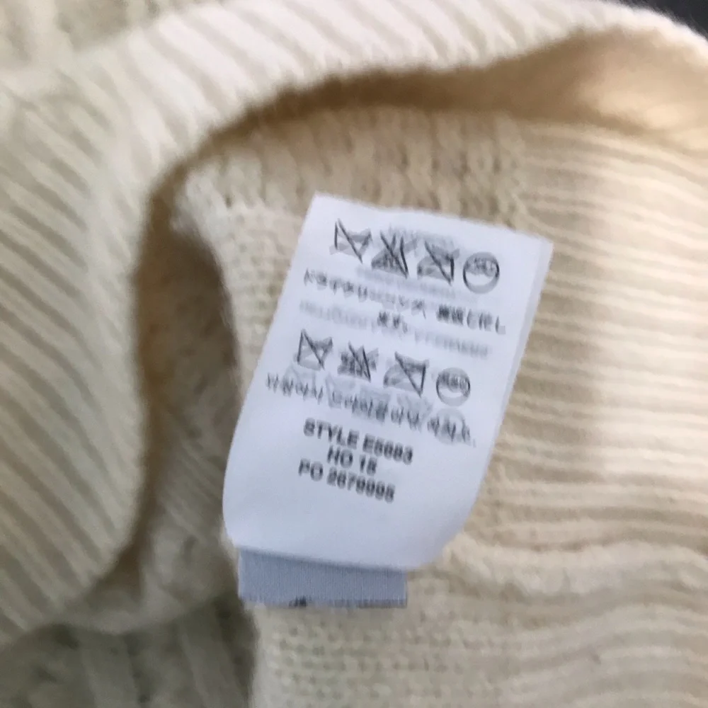J Crew Perfect Wool Cable Knit Sweater XS